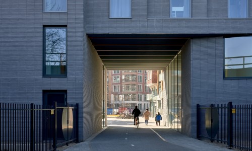 Viviendas-Holland-park_Design-vista del pasaje_Cruz-y-Ortiz-Arquitectos_RWI_02